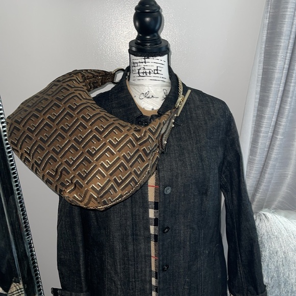 Fendi hobo bag preloved excellent condition gorgeous bag - Picture 15 of 16